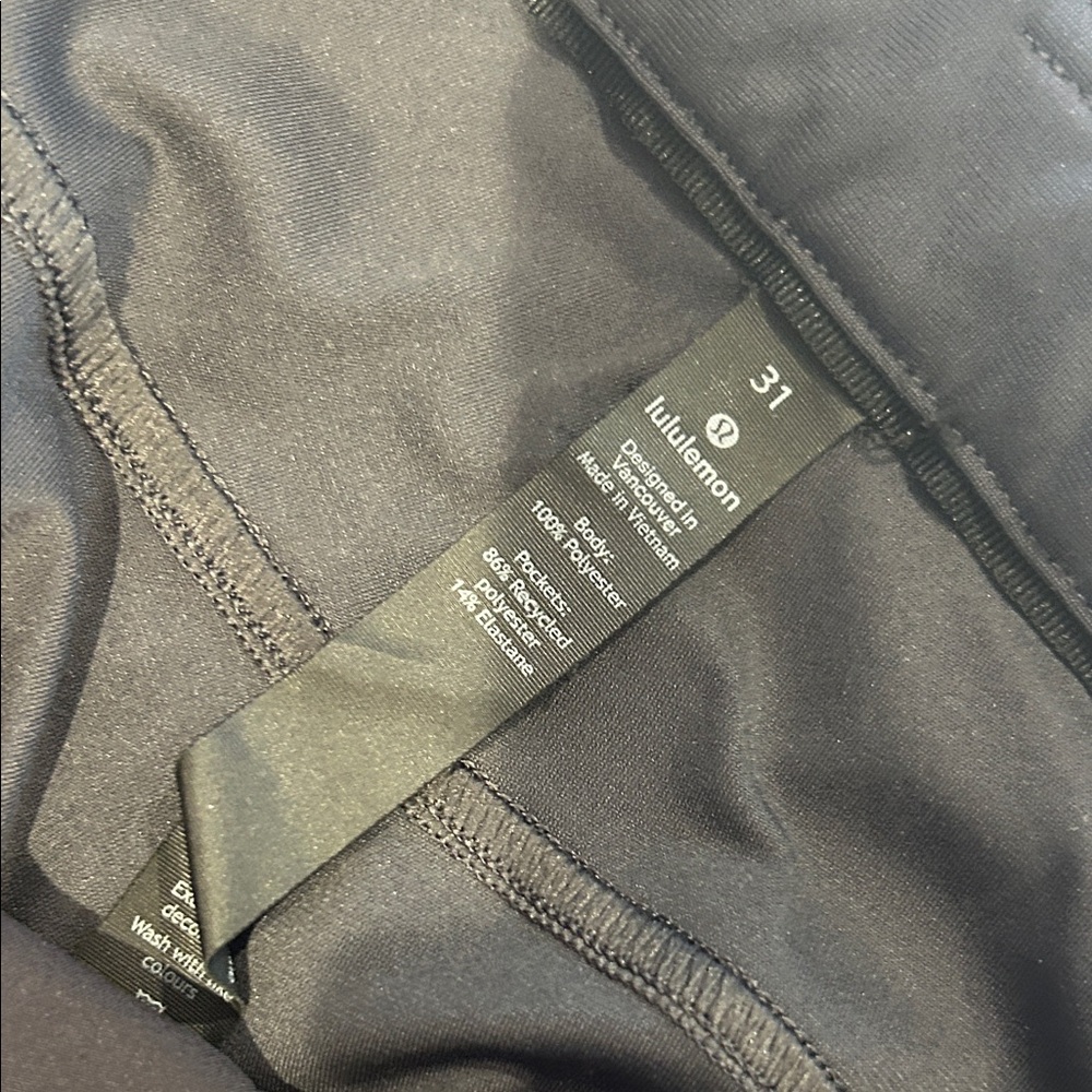 Lululemon Men’s ABC pant slim 31 short charcoal - Picture 5 of 6